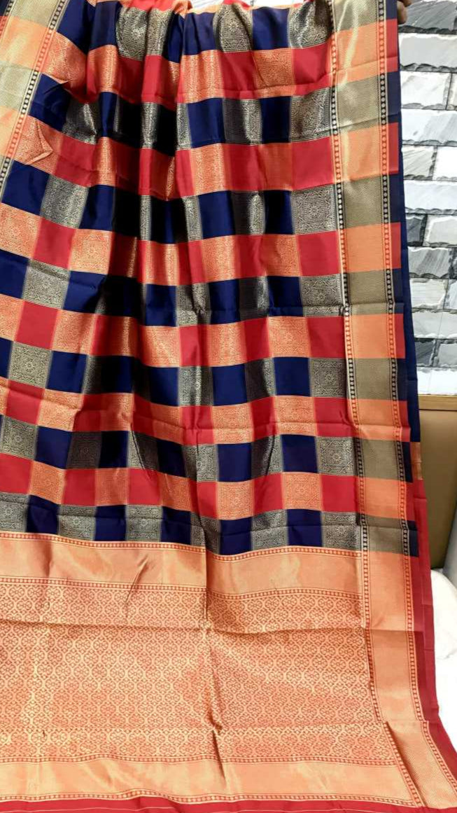 Soft Banarasi Navy Blue Silk Saree With Weaving Saree With Heavy Pallu