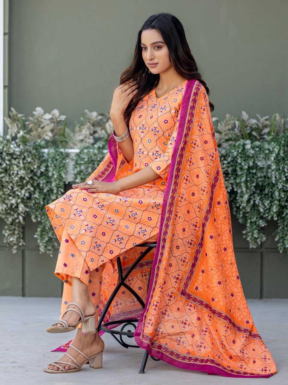 Orange Kurti Set with Cotton Blend Print