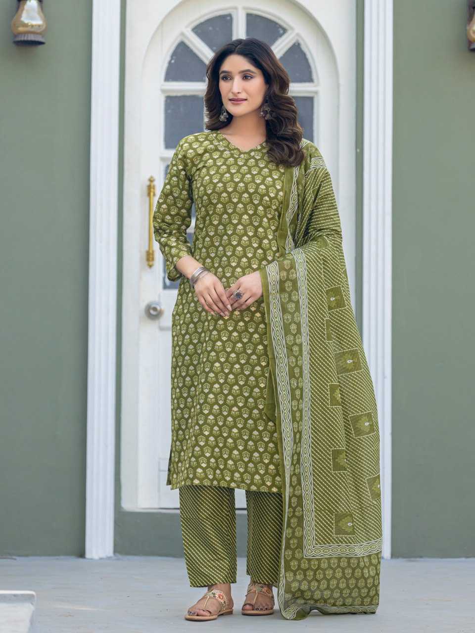 Mehandi Kurti Set with Cotton Blend Print