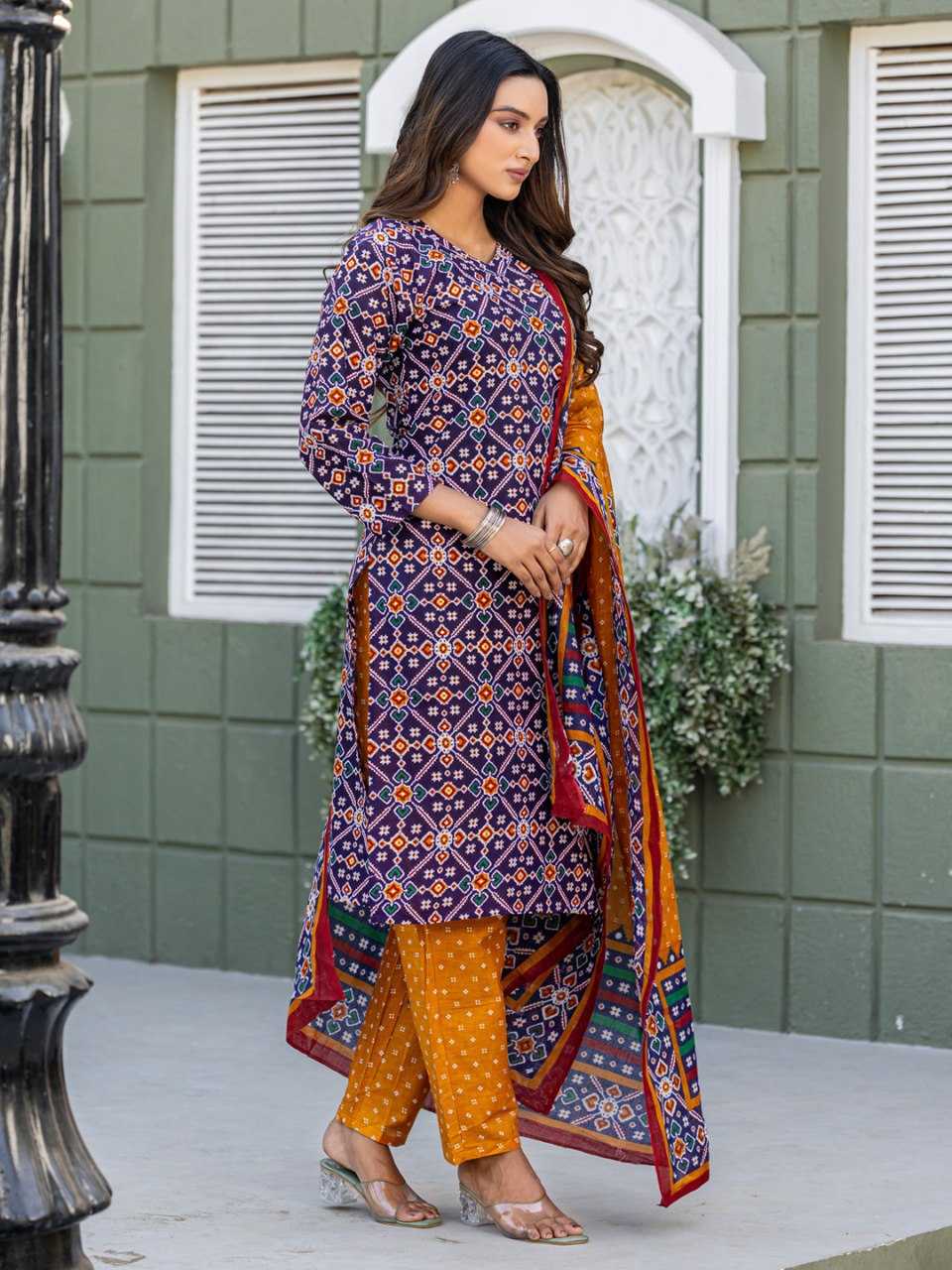 Coffee Brown Kurti Set with Cotton Blend Print