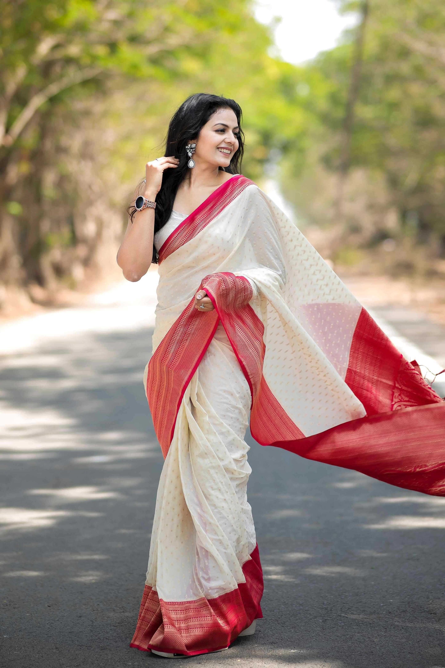Pure Soft Khadi Georgette White Silk Saree