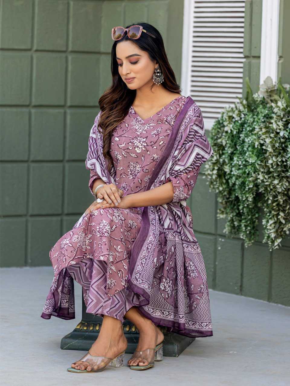Purple Kurti Set with Cotton Blend Print