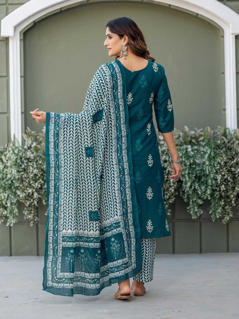 Blue Kurti Set with Cotton Blend Print