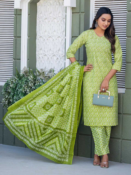 Pista Kurti Set with Cotton Blend Print