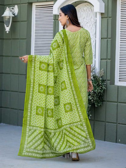 Pista Kurti Set with Cotton Blend Print