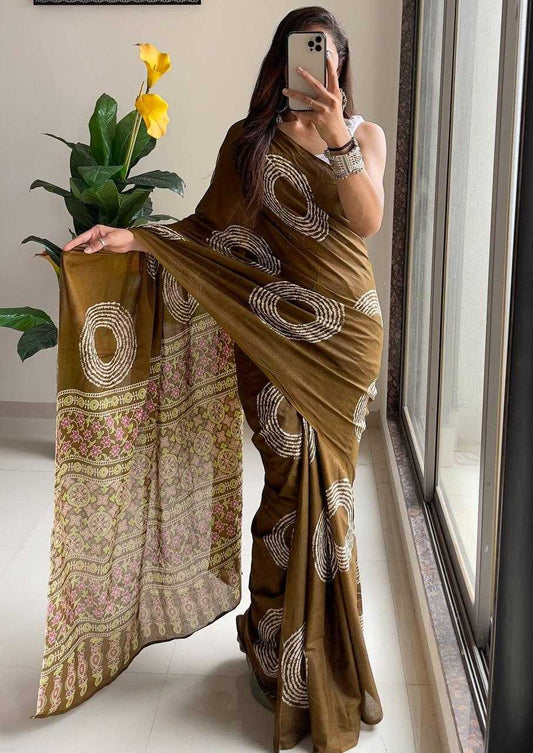Pure Mul Cotton Traditional Ajrakh Bandhej Handblock Print Sarees