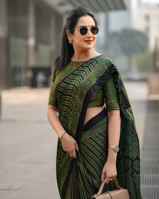 Digital Print Border Semi Gajji Green Silk Saree