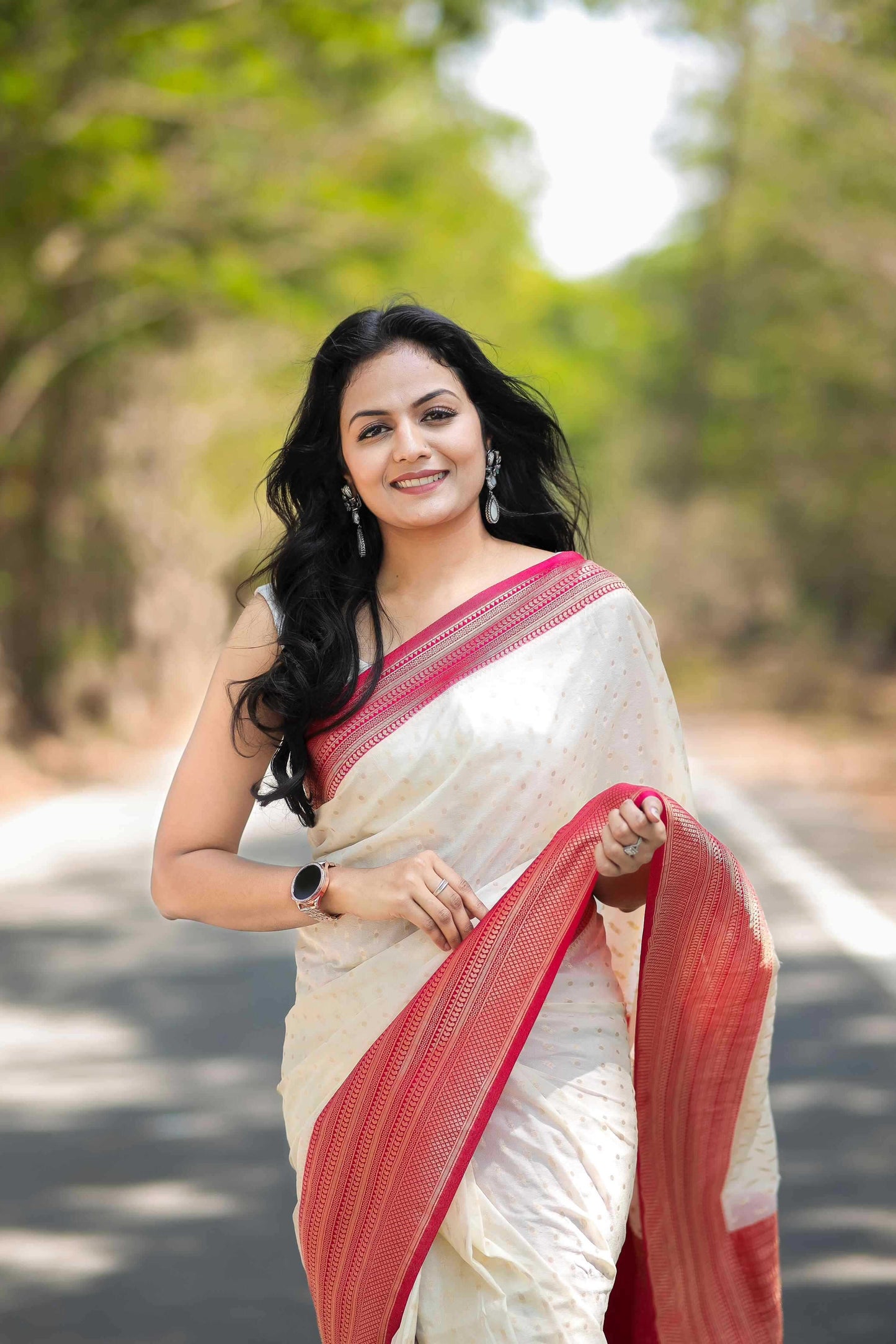Pure Soft Khadi Georgette White Silk Saree