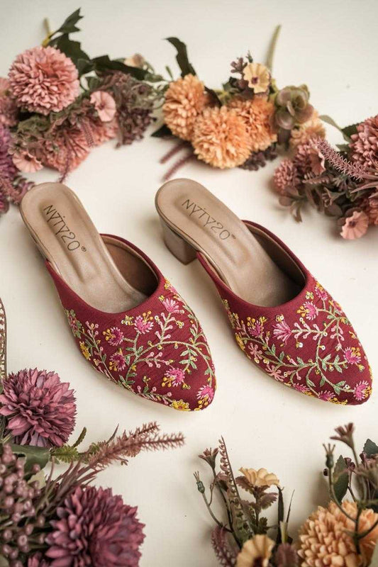 Maroon Color Floral Vine Embroidered Jutti