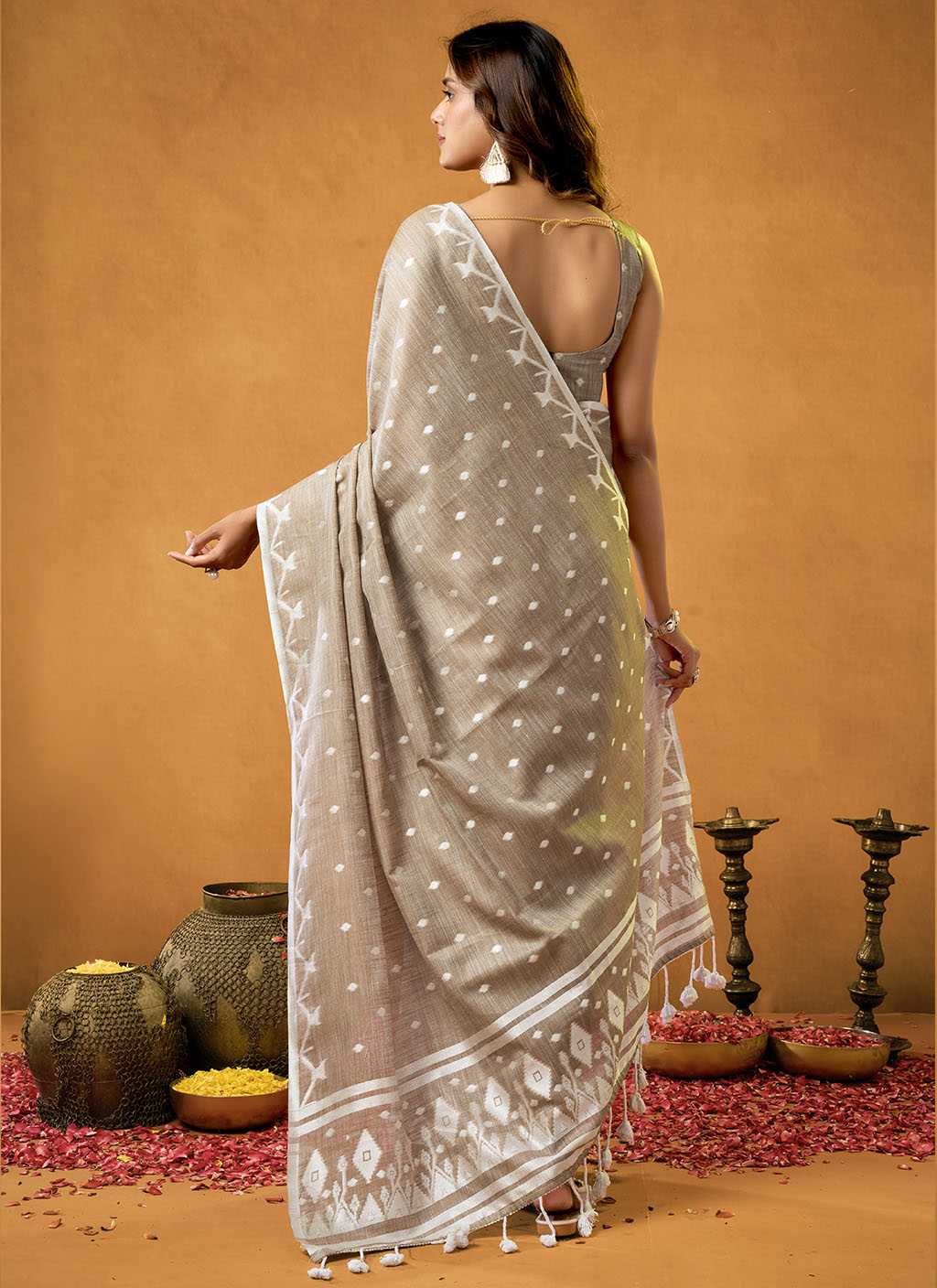 Silver Spun Floral Pure Cotton Saree