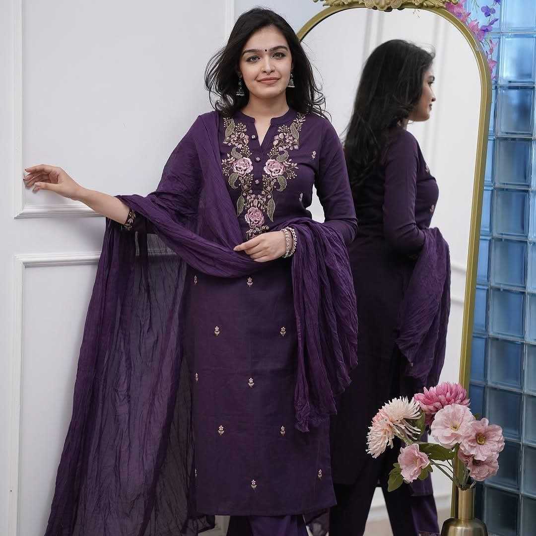 Reyon-Slub Embroidered Reyon-Slub  Kurtha Set