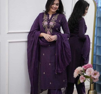 Reyon-Slub Embroidered Reyon-Slub  Kurtha Set