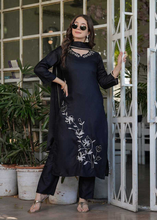 Casualwear Black Kurti With Stitchwork