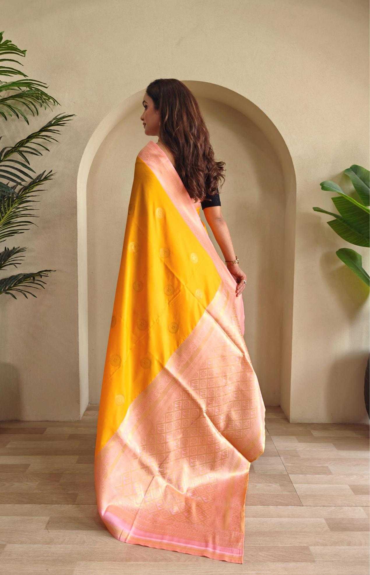 Coin Weaving Design All Over Orange Saree with Contrast Border and Pallu