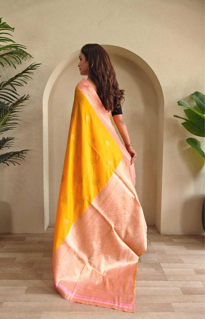 Coin Weaving Design All Over Orange Saree with Contrast Border and Pallu